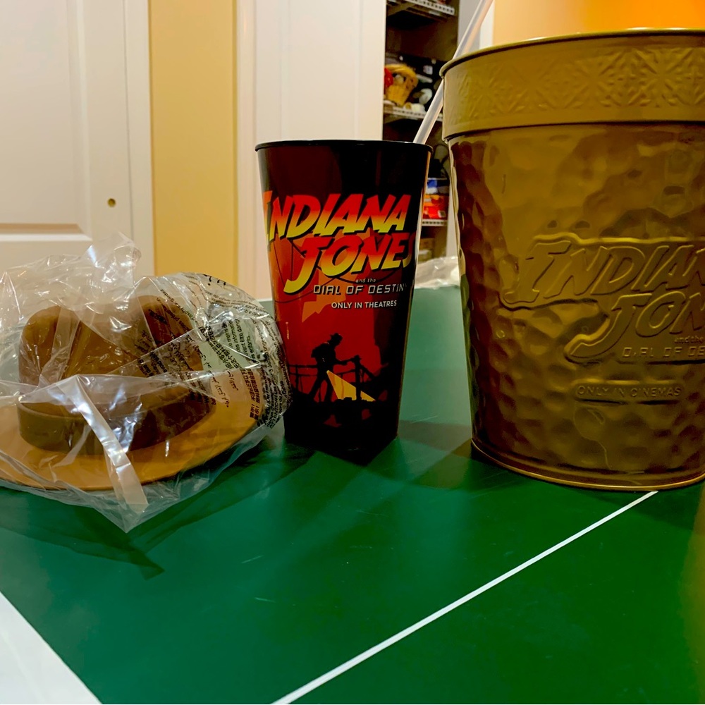 Indiana Jones collectible movie cup with hat and popcorn tin. Brand new never